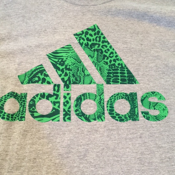 adidas gray tee with green graphics - Picture 4 of 6